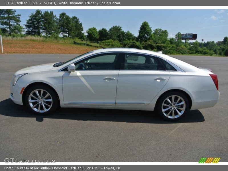 White Diamond Tricoat / Shale/Cocoa 2014 Cadillac XTS Luxury FWD