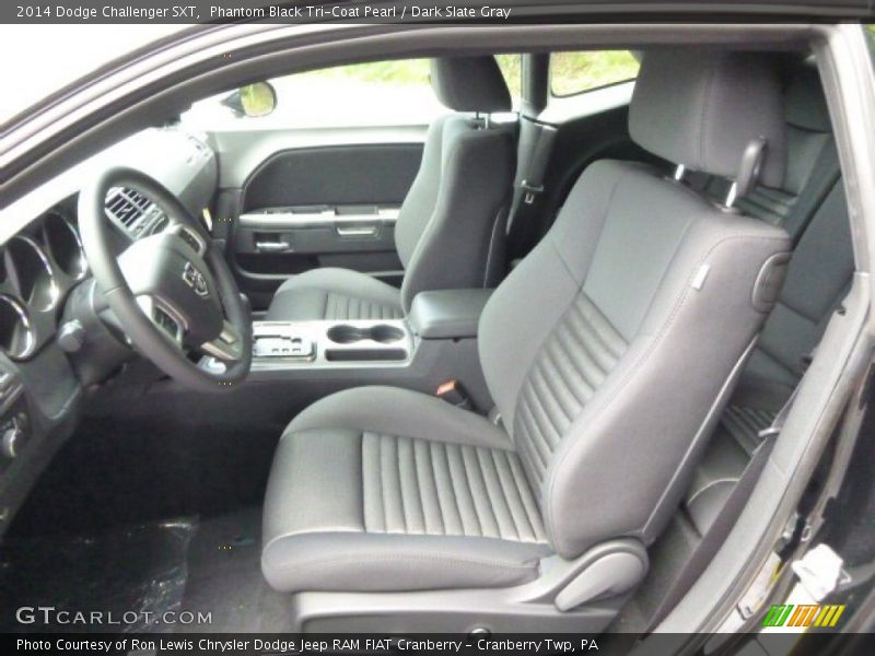Phantom Black Tri-Coat Pearl / Dark Slate Gray 2014 Dodge Challenger SXT