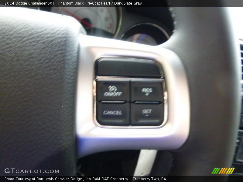 Phantom Black Tri-Coat Pearl / Dark Slate Gray 2014 Dodge Challenger SXT