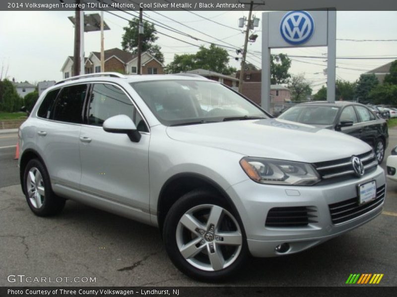 Cool Silver Metallic / Black Anthracite 2014 Volkswagen Touareg TDI Lux 4Motion