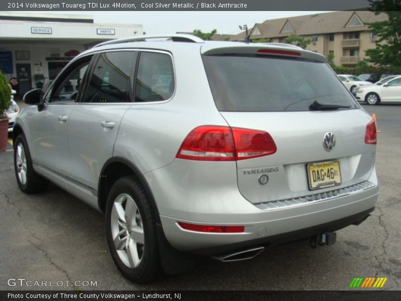 Cool Silver Metallic / Black Anthracite 2014 Volkswagen Touareg TDI Lux 4Motion
