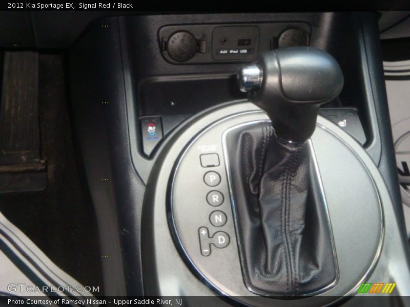 Signal Red / Black 2012 Kia Sportage EX