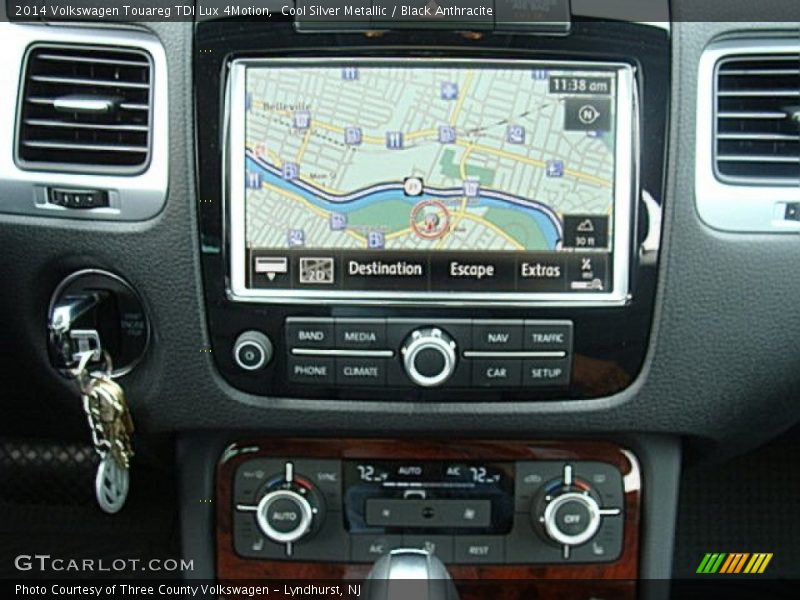 Cool Silver Metallic / Black Anthracite 2014 Volkswagen Touareg TDI Lux 4Motion