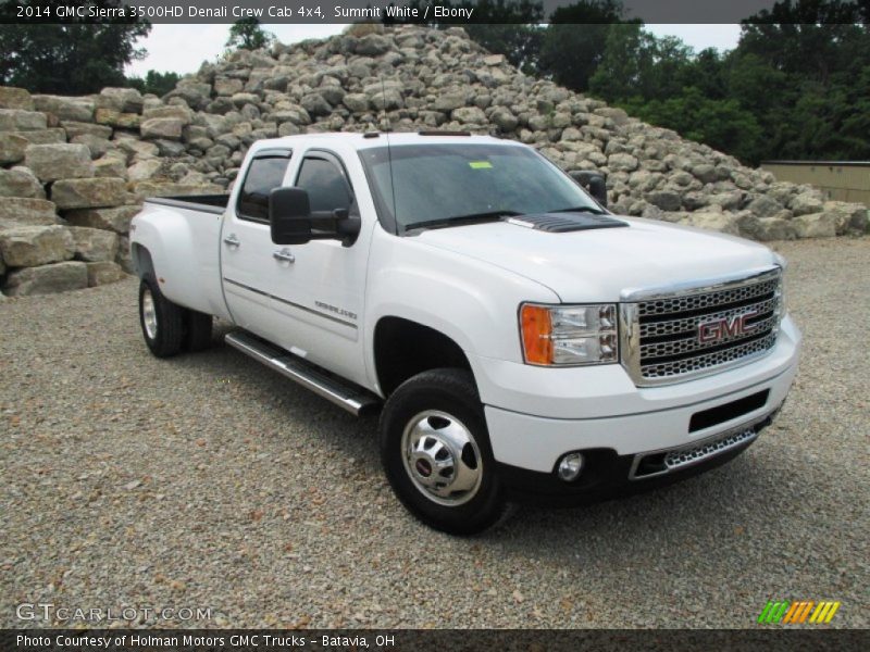 Front 3/4 View of 2014 Sierra 3500HD Denali Crew Cab 4x4