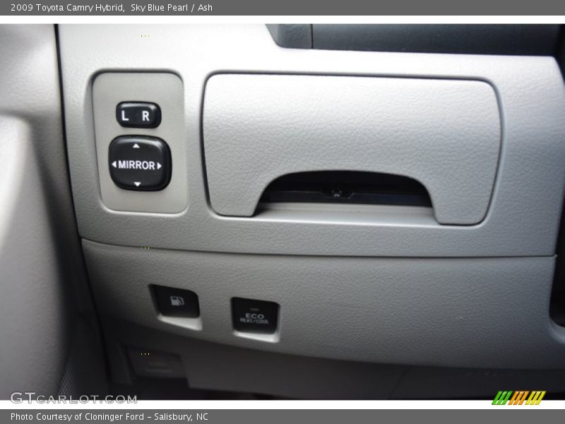 Sky Blue Pearl / Ash 2009 Toyota Camry Hybrid