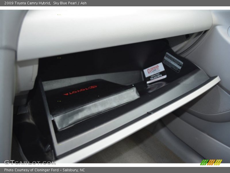 Sky Blue Pearl / Ash 2009 Toyota Camry Hybrid