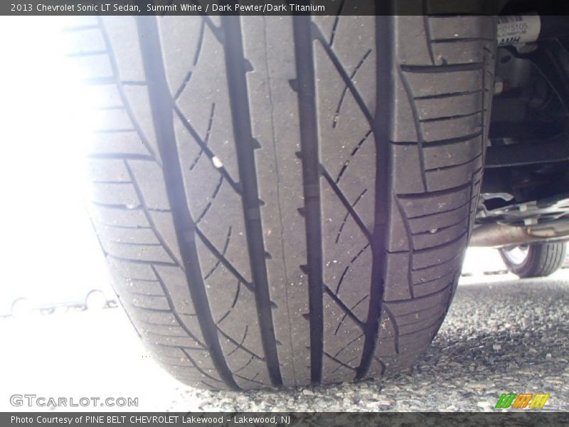 Summit White / Dark Pewter/Dark Titanium 2013 Chevrolet Sonic LT Sedan