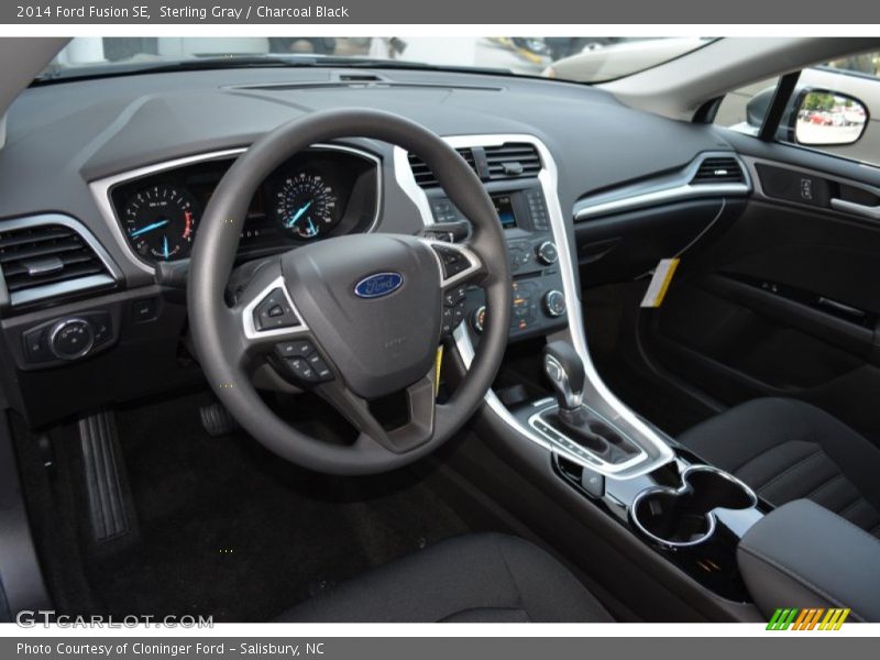 Sterling Gray / Charcoal Black 2014 Ford Fusion SE