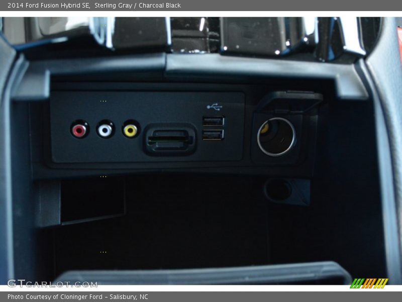 Sterling Gray / Charcoal Black 2014 Ford Fusion Hybrid SE