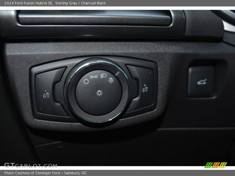 Sterling Gray / Charcoal Black 2014 Ford Fusion Hybrid SE