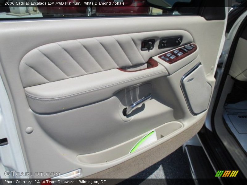 Door Panel of 2006 Escalade ESV AWD Platinum