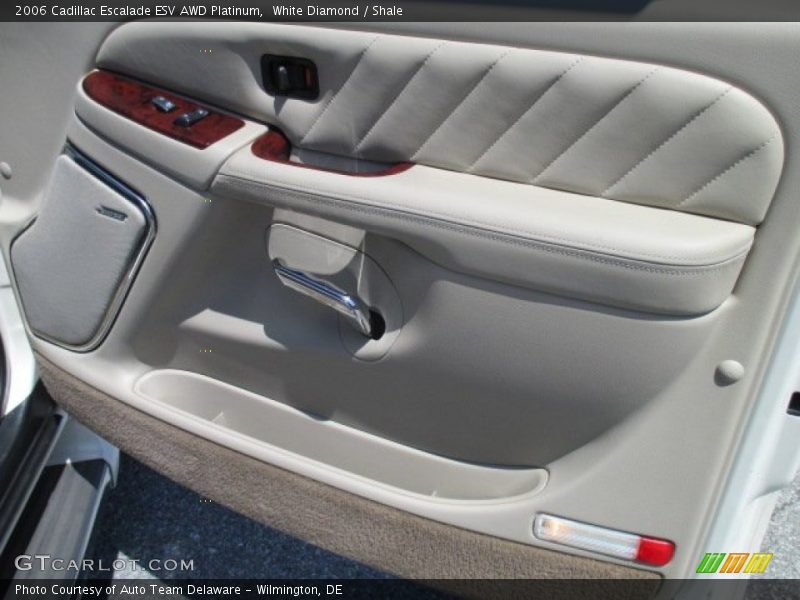 Door Panel of 2006 Escalade ESV AWD Platinum