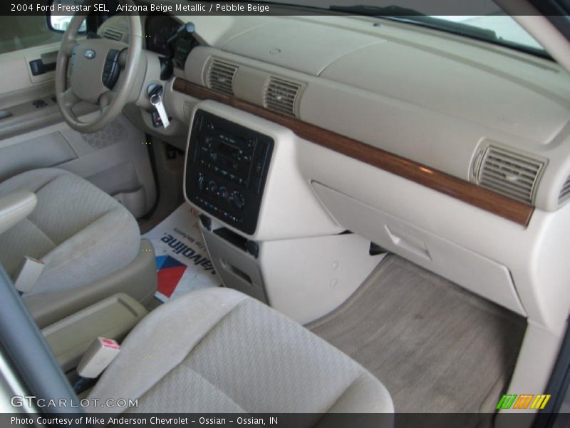 Arizona Beige Metallic / Pebble Beige 2004 Ford Freestar SEL