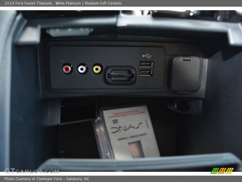 White Platinum / Medium Soft Ceramic 2014 Ford Fusion Titanium