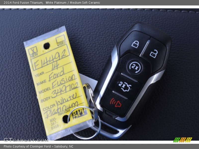 White Platinum / Medium Soft Ceramic 2014 Ford Fusion Titanium