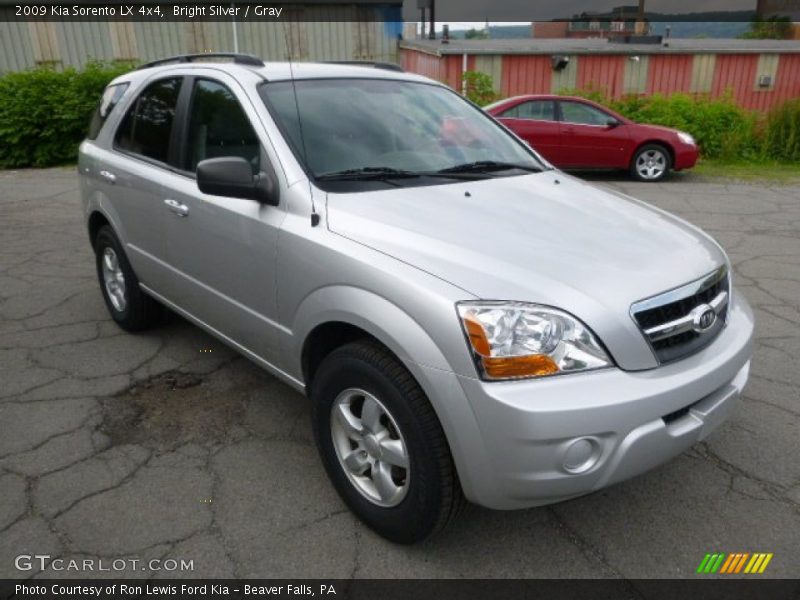 Front 3/4 View of 2009 Sorento LX 4x4