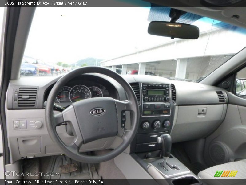 Bright Silver / Gray 2009 Kia Sorento LX 4x4