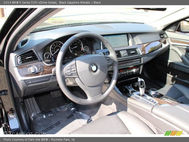 Black Sapphire Metallic / Black 2014 BMW 5 Series 535i xDrive Sedan