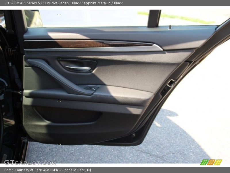 Black Sapphire Metallic / Black 2014 BMW 5 Series 535i xDrive Sedan