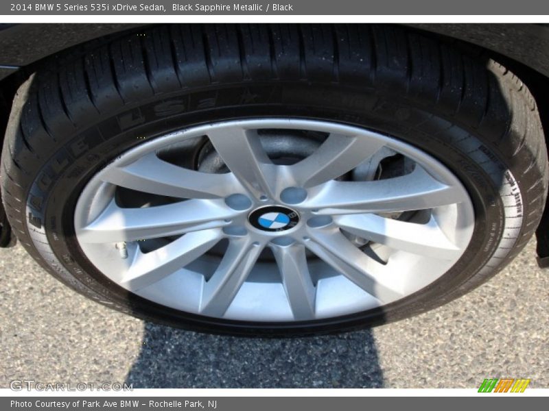Black Sapphire Metallic / Black 2014 BMW 5 Series 535i xDrive Sedan