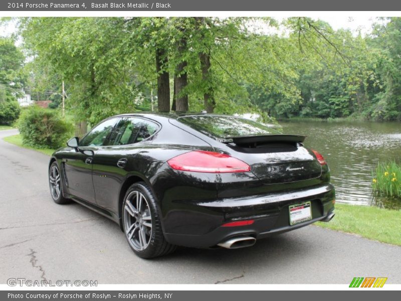 Basalt Black Metallic / Black 2014 Porsche Panamera 4