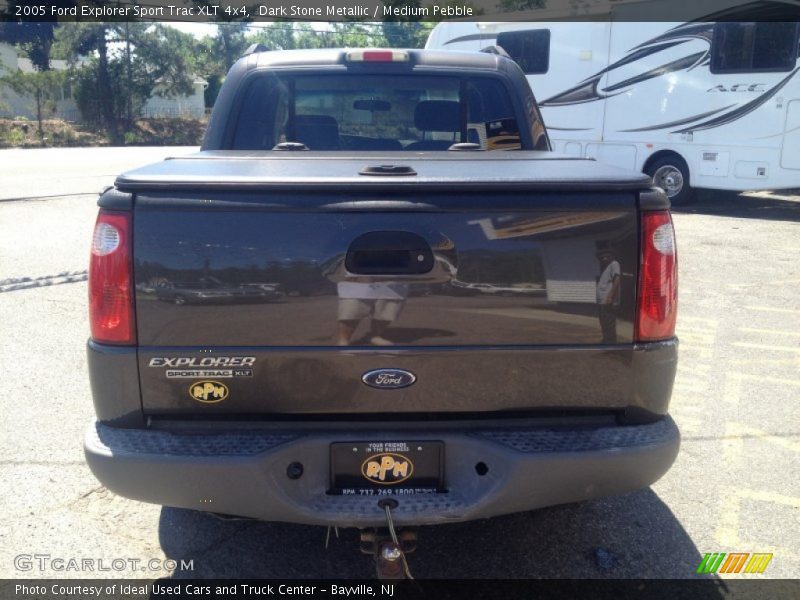 Dark Stone Metallic / Medium Pebble 2005 Ford Explorer Sport Trac XLT 4x4