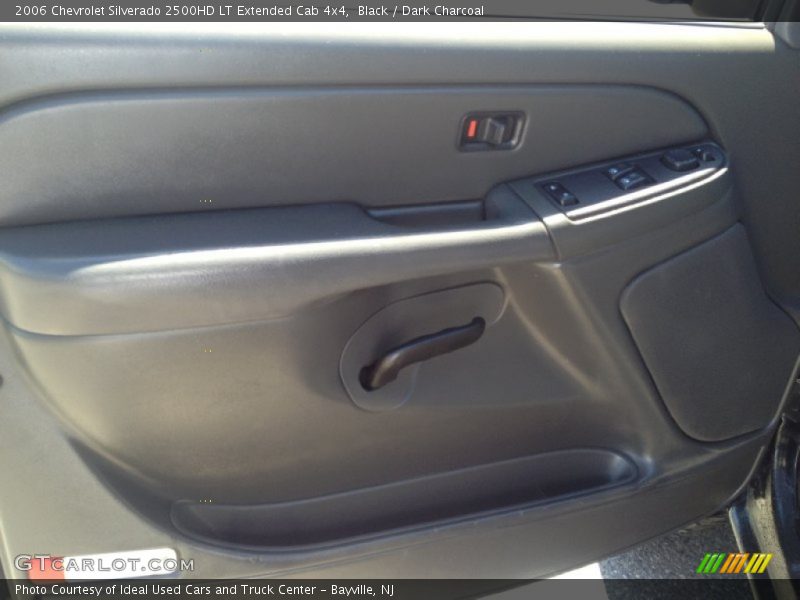 Black / Dark Charcoal 2006 Chevrolet Silverado 2500HD LT Extended Cab 4x4
