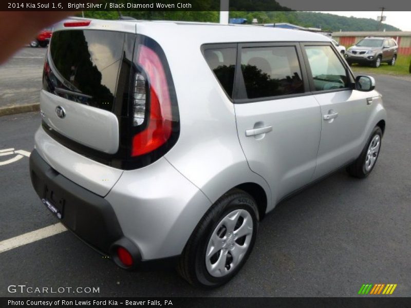 Bright Silver / Black Diamond Woven Cloth 2014 Kia Soul 1.6