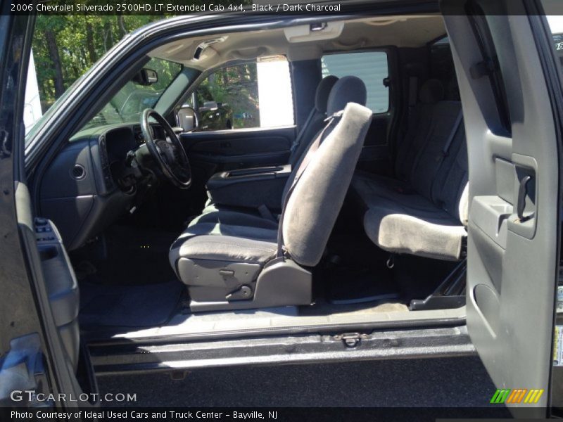 Black / Dark Charcoal 2006 Chevrolet Silverado 2500HD LT Extended Cab 4x4