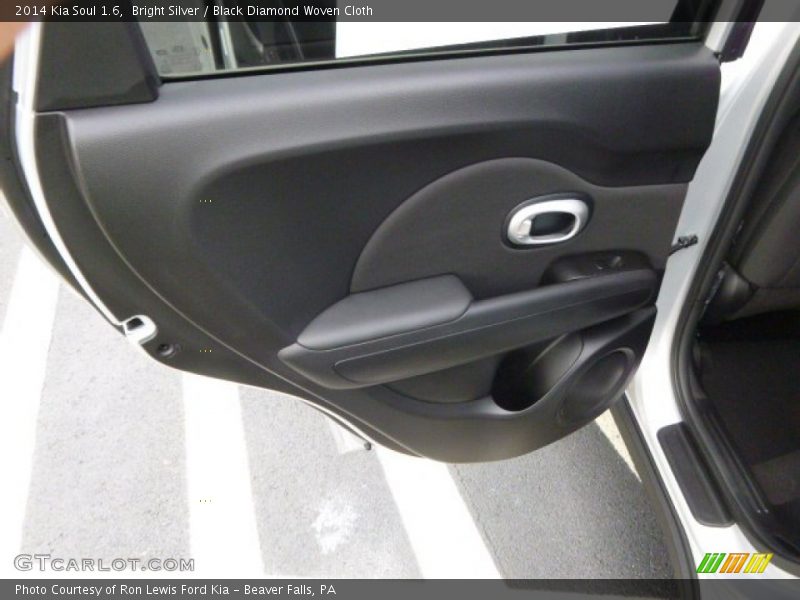 Bright Silver / Black Diamond Woven Cloth 2014 Kia Soul 1.6