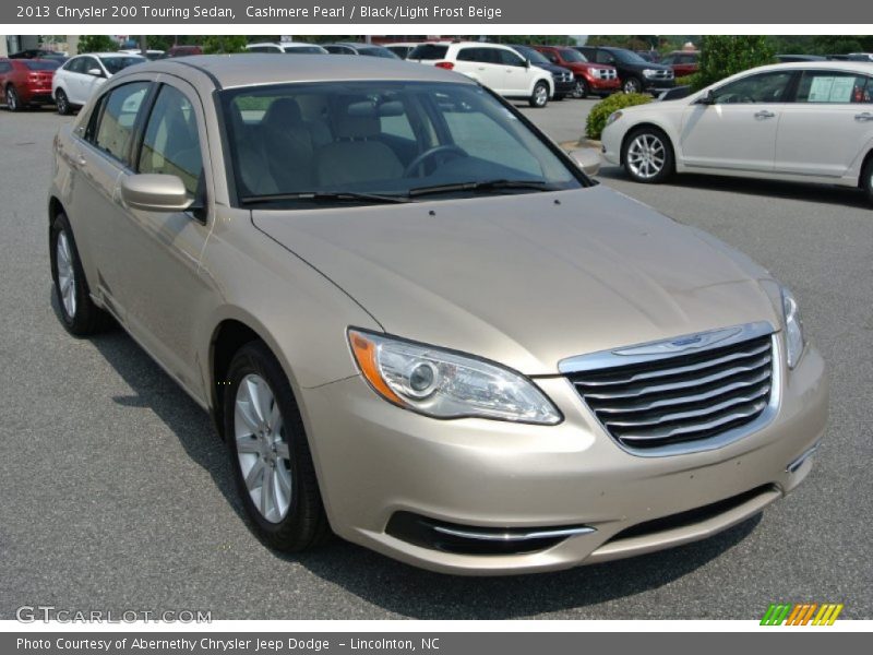 Cashmere Pearl / Black/Light Frost Beige 2013 Chrysler 200 Touring Sedan