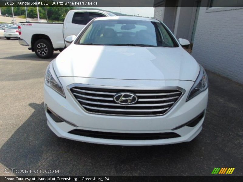Quartz White Pearl / Beige 2015 Hyundai Sonata SE
