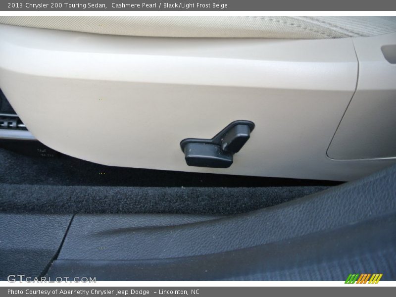 Cashmere Pearl / Black/Light Frost Beige 2013 Chrysler 200 Touring Sedan