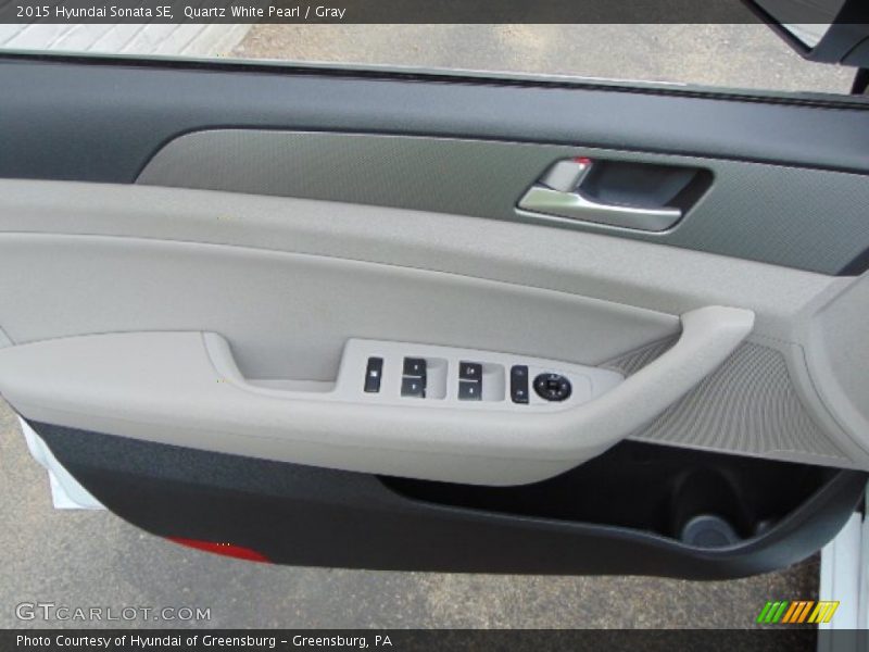 Quartz White Pearl / Gray 2015 Hyundai Sonata SE