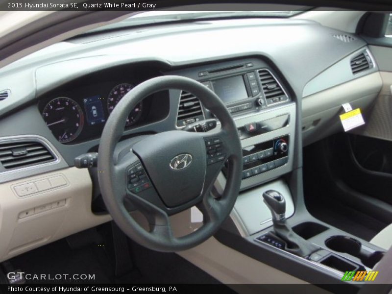 Dashboard of 2015 Sonata SE