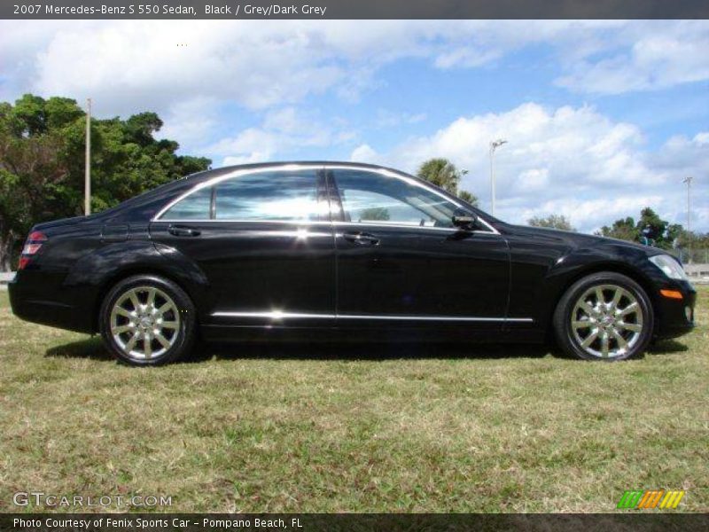 Black / Grey/Dark Grey 2007 Mercedes-Benz S 550 Sedan