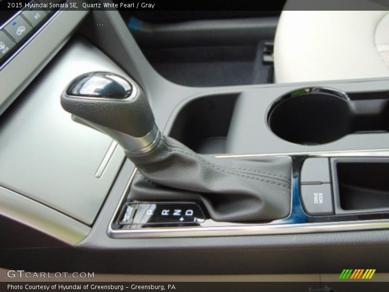Quartz White Pearl / Gray 2015 Hyundai Sonata SE