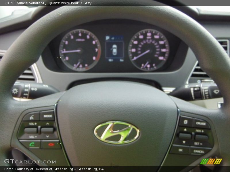 Quartz White Pearl / Gray 2015 Hyundai Sonata SE