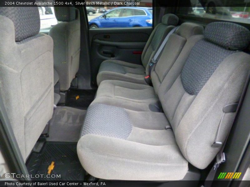Silver Birch Metallic / Dark Charcoal 2004 Chevrolet Avalanche 1500 4x4