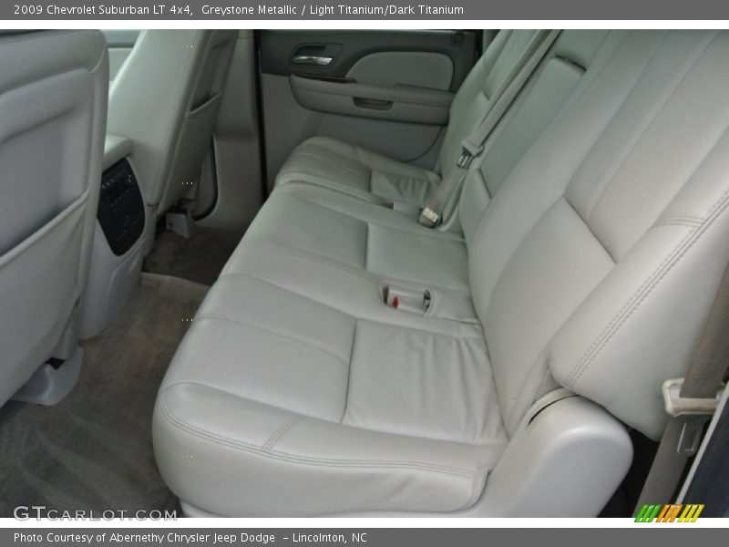 Greystone Metallic / Light Titanium/Dark Titanium 2009 Chevrolet Suburban LT 4x4