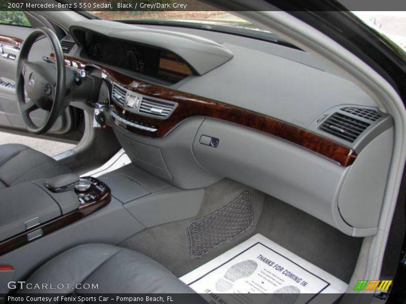 Black / Grey/Dark Grey 2007 Mercedes-Benz S 550 Sedan