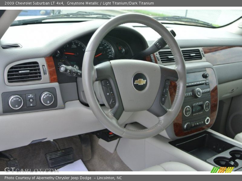 Greystone Metallic / Light Titanium/Dark Titanium 2009 Chevrolet Suburban LT 4x4