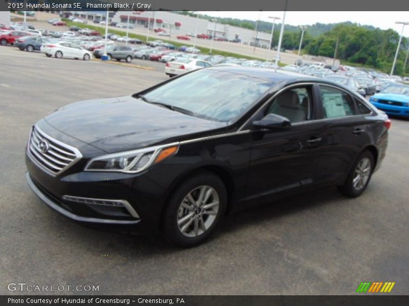 Phantom Black / Gray 2015 Hyundai Sonata SE