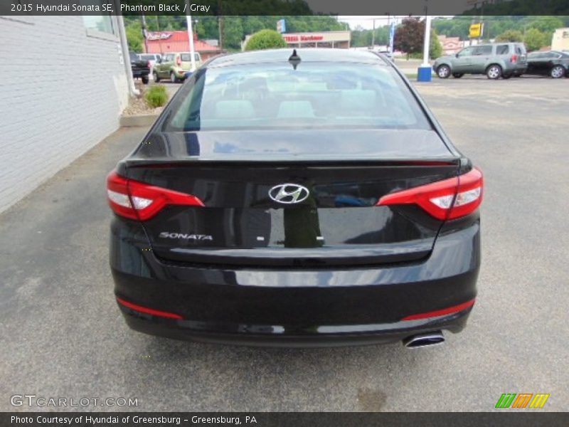 Phantom Black / Gray 2015 Hyundai Sonata SE