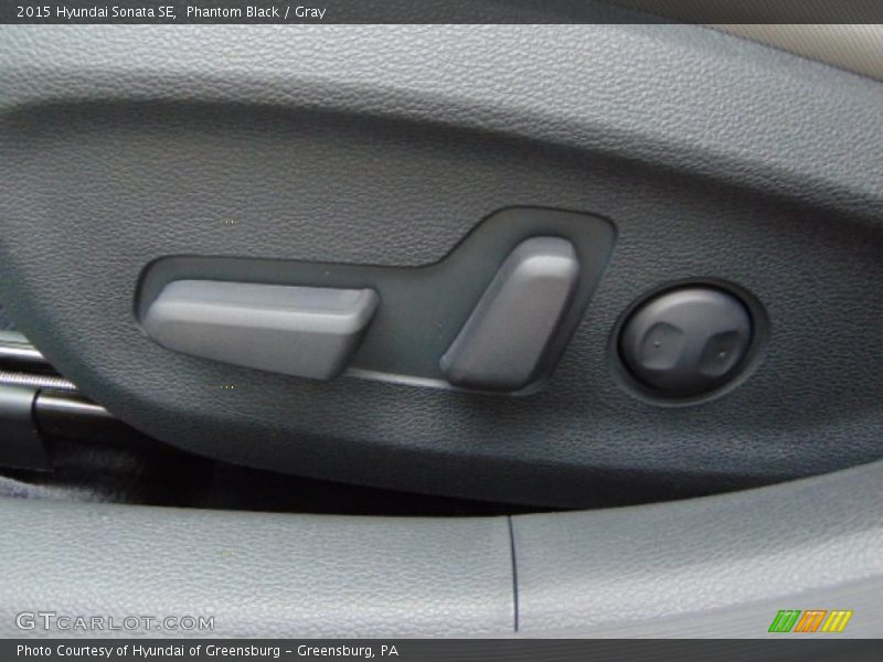 Phantom Black / Gray 2015 Hyundai Sonata SE