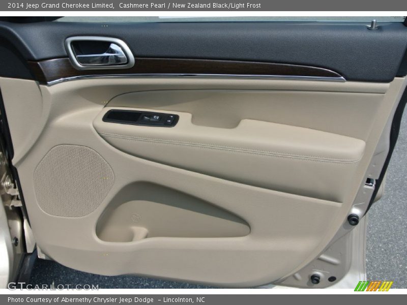 Cashmere Pearl / New Zealand Black/Light Frost 2014 Jeep Grand Cherokee Limited