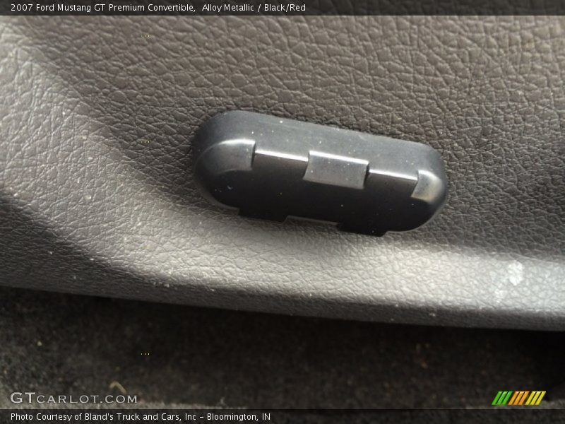 Alloy Metallic / Black/Red 2007 Ford Mustang GT Premium Convertible