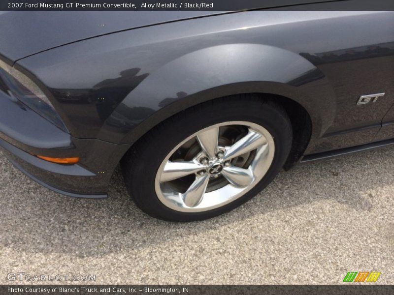  2007 Mustang GT Premium Convertible Wheel
