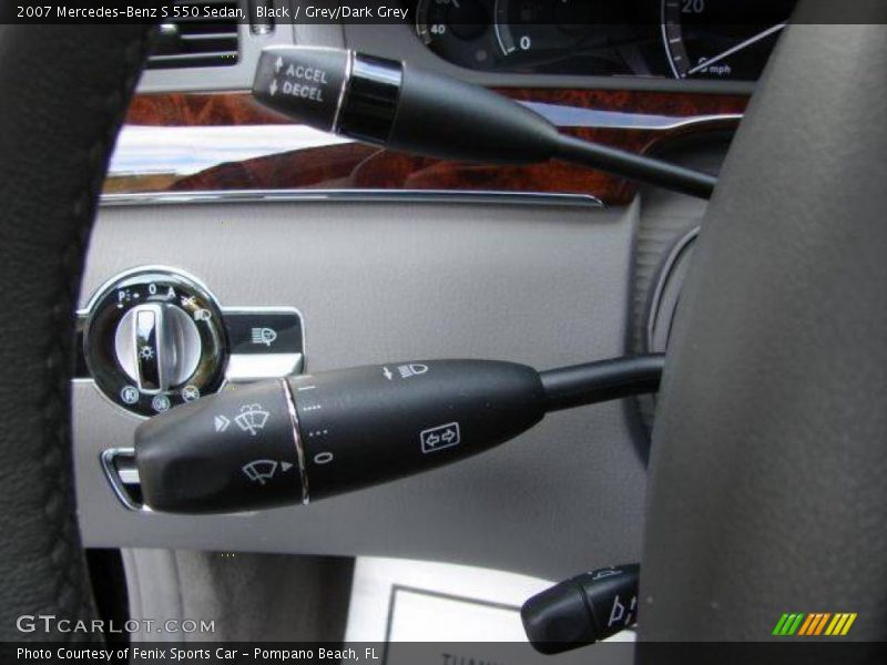 Black / Grey/Dark Grey 2007 Mercedes-Benz S 550 Sedan