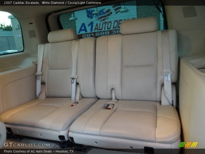 White Diamond / Cocoa/Light Cashmere 2007 Cadillac Escalade